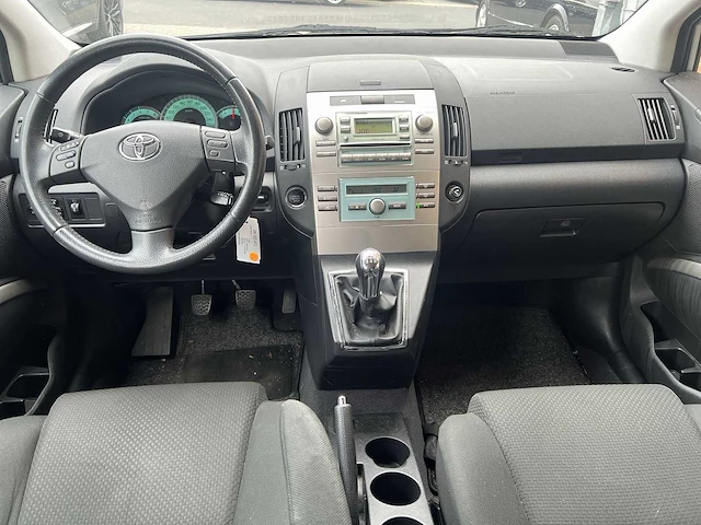 Toyota verso 1.6 vvt-i dynamic 2006 | 08-sz-xg - afbeelding 18 van  29