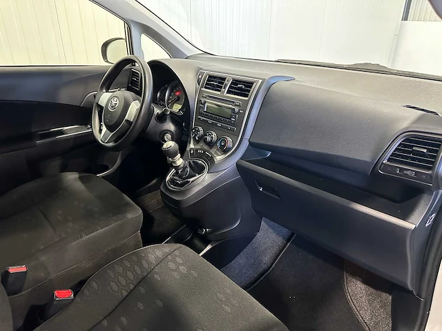 Toyota verso-s 1.3 vvt-i comfort 1-kdg-77 66.000 km nap - afbeelding 5 van  17