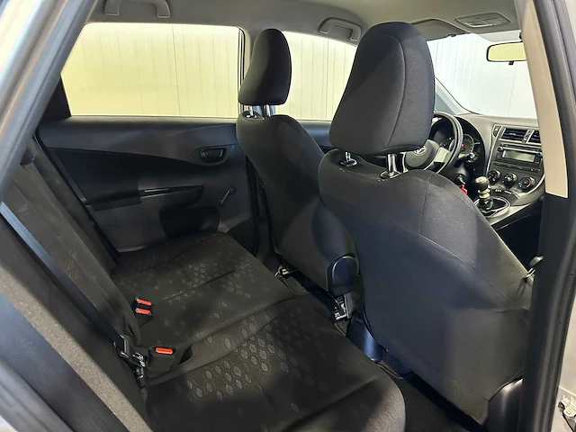 Toyota verso-s 1.3 vvt-i comfort 1-kdg-77 66.000 km nap - afbeelding 6 van  17
