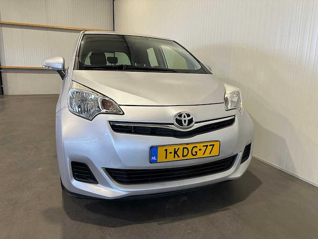 Toyota verso-s 1.3 vvt-i comfort 1-kdg-77 66.000 km nap - afbeelding 16 van  17