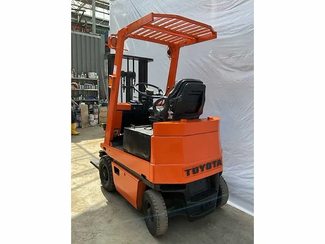 Toyota vorkheftruck - afbeelding 3 van  9