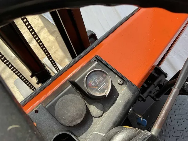 Toyota vorkheftruck - afbeelding 8 van  9