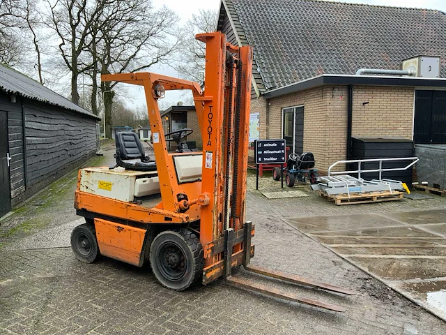 Toyota vorkheftruck - afbeelding 10 van  17