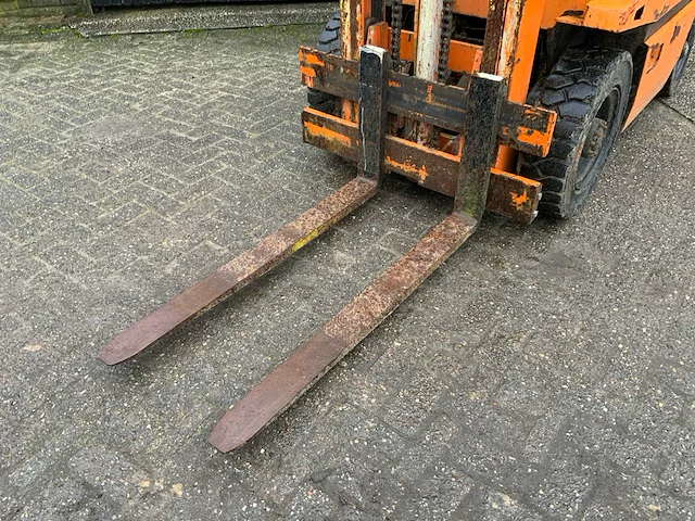 Toyota vorkheftruck - afbeelding 12 van  17