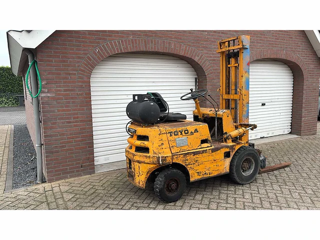 Toyota vorkheftruck - afbeelding 3 van  10