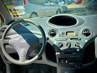 Toyota yaris 1.0 16v vvt i terra, 77-gx-kv - afbeelding 12 van  13