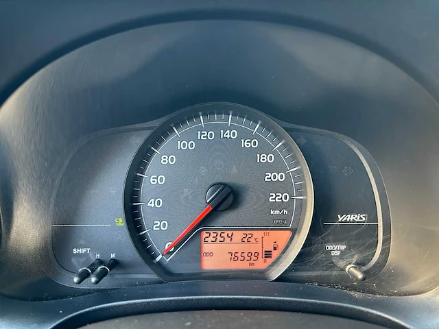 Toyota yaris 1.0 vvt-i comfort , 36-xbf-6 - afbeelding 12 van  15