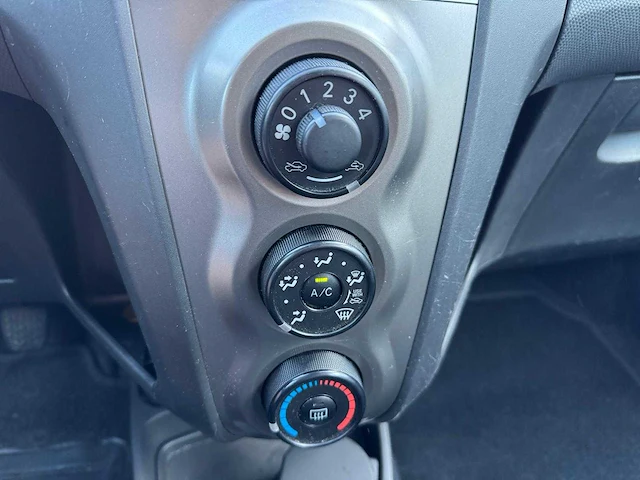 Toyota yaris 1.0 vvti acces airco 5-deurs 46-pgs-6 - afbeelding 7 van  22