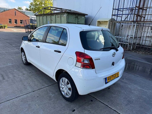 Toyota yaris 1.0 vvti acces airco 5-deurs 46-pgs-6 - afbeelding 16 van  22