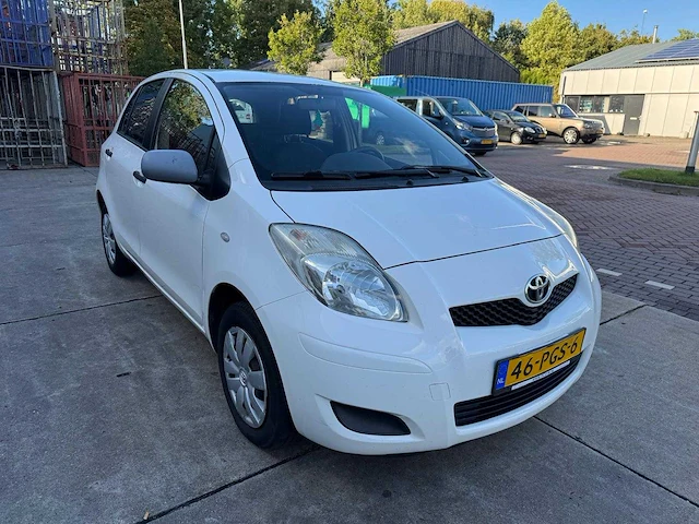 Toyota yaris 1.0 vvti acces airco 5-deurs 46-pgs-6 - afbeelding 18 van  22