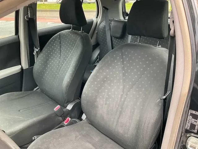 Toyota yaris 1.0 vvti terra, z-052-kf - afbeelding 4 van  23