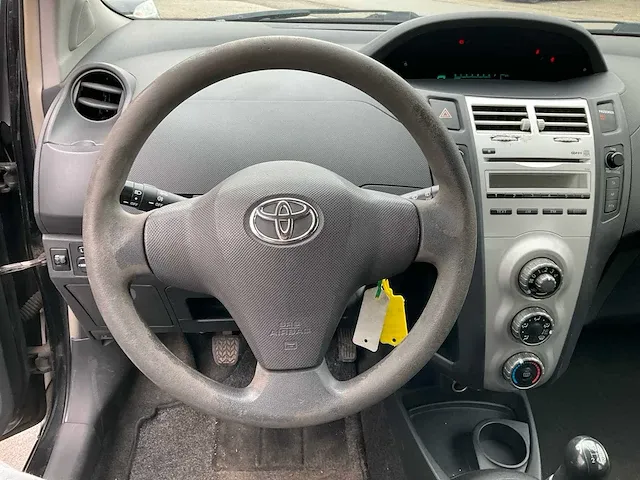 Toyota yaris 1.0 vvti terra, z-052-kf - afbeelding 8 van  23