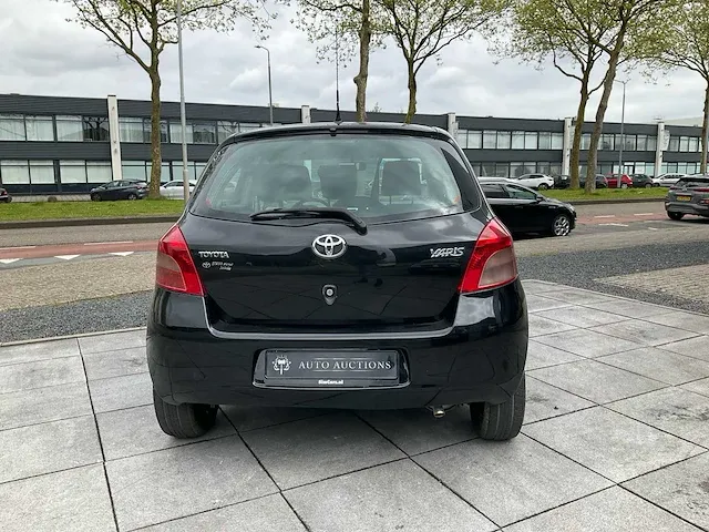 Toyota yaris 1.0 vvti terra, z-052-kf - afbeelding 18 van  23