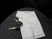 Toyota yaris 1.3 16v vvt i luna, 01-jv-vr - afbeelding 2 van  11