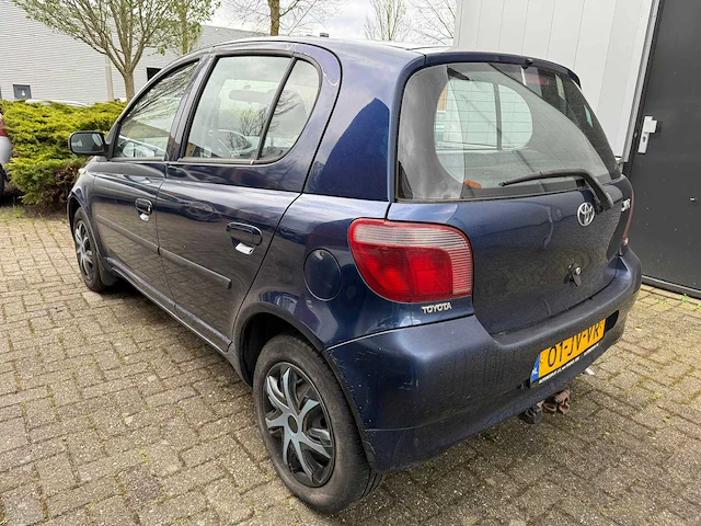 Toyota yaris 1.3 16v vvt i luna, 01-jv-vr - afbeelding 6 van  11