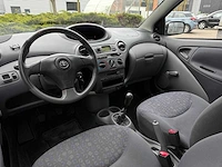 Toyota yaris 1.3 16v vvt i luna, 01-jv-vr - afbeelding 8 van  11