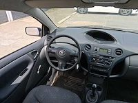 Toyota yaris 1.3 vvt-i terra car 2003 | 73-nh-hl - afbeelding 16 van  25