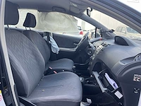 Toyota yaris 1.3 vvti aspiration 2009 | 84-jgs-2 - afbeelding 2 van  17