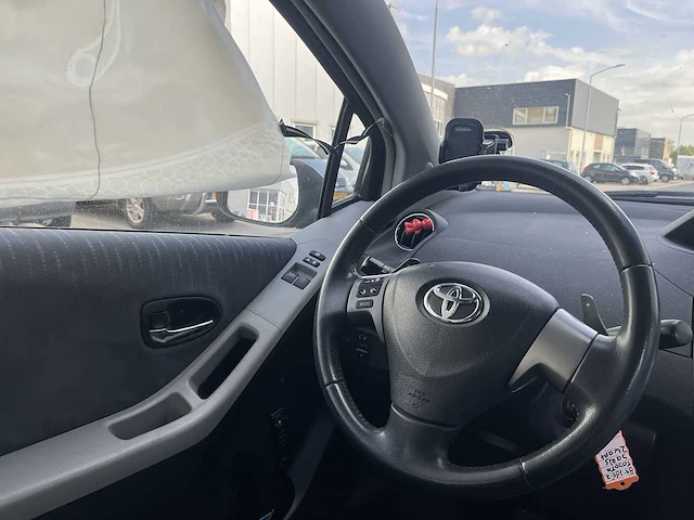 Toyota yaris 1.3 vvti aspiration 2009 | 84-jgs-2 - afbeelding 6 van  17