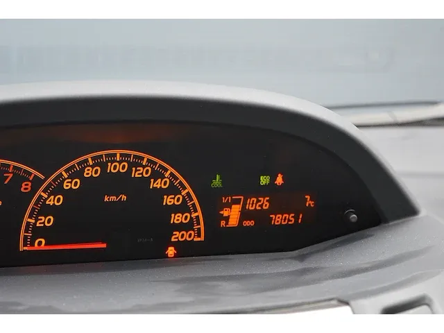 Toyota yaris 1.3 vvti aspiration | 2010 | slechts 78.051km | 66-llr-5 | apk tot juni 2024 - afbeelding 3 van  36