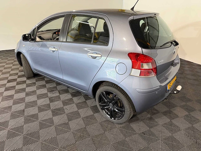 Toyota yaris 1.3 vvti aspiration, 68-lgp-3 - afbeelding 7 van  14
