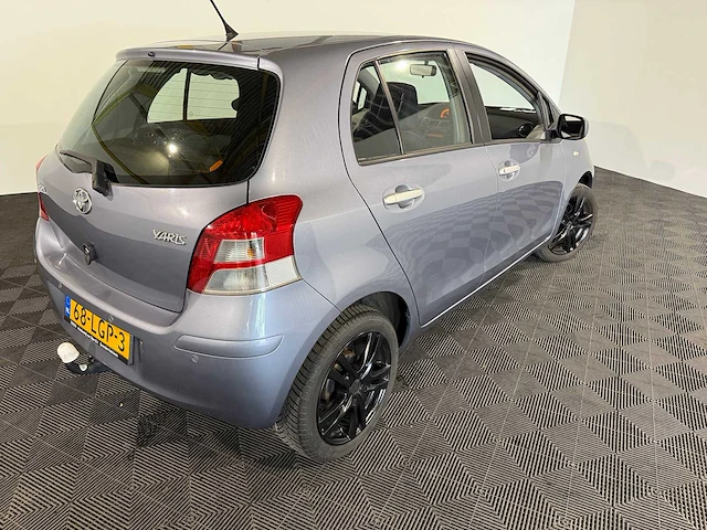 Toyota yaris 1.3 vvti aspiration, 68-lgp-3 - afbeelding 10 van  14