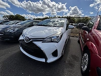 Toyota yaris 1.33i vvt-i dynamic 99, 2014 - afbeelding 1 van  28