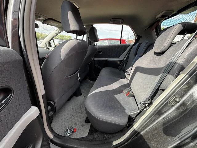 Toyota yaris 1.33i vvt-i luna mmt 100 at,2009 - afbeelding 9 van  26