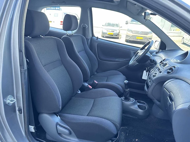 Toyota yaris 1.5-16v vvt-i tsport car 2002 | 68-jf-tx - afbeelding 8 van  23