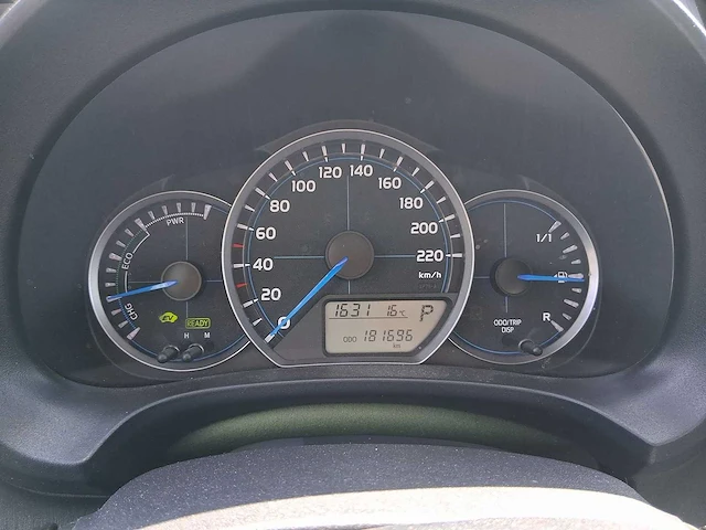 Toyota yaris 1.5 full hybrid aspiration car 2012 | 82-xlb-2 - afbeelding 7 van  33