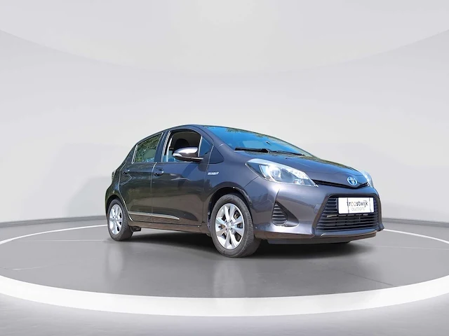 Toyota yaris 1.5 full hybrid aspiration car 2012 | 82-xlb-2 - afbeelding 12 van  33