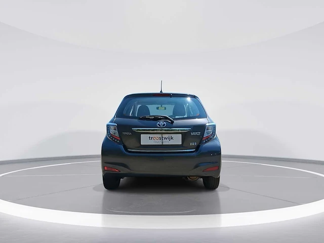 Toyota yaris 1.5 full hybrid aspiration car 2012 | 82-xlb-2 - afbeelding 31 van  33
