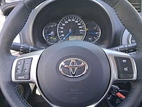Toyota yaris 1.5 full hybrid aspiration car 2013 | kl-633-s - afbeelding 8 van  30