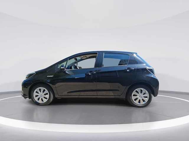 Toyota yaris 1.5 full hybrid aspiration car 2013 | kl-633-s - afbeelding 26 van  30