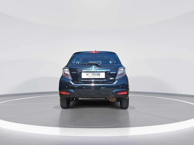 Toyota yaris 1.5 full hybrid aspiration car 2013 | kl-633-s - afbeelding 28 van  30