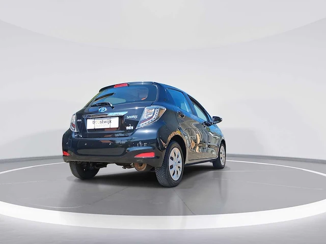 Toyota yaris 1.5 full hybrid aspiration car 2013 | kl-633-s - afbeelding 29 van  30