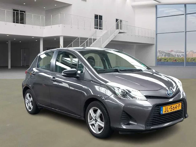 Toyota yaris 1.5 full hybrid comfort 2014 | jl-564-p - afbeelding 10 van  17