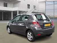 Toyota yaris 1.5 full hybrid comfort 2014 | jl-564-p - afbeelding 12 van  17