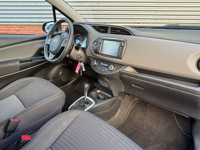 Toyota yaris 1.5 vvt i aspiration automaat; pz-630-z - afbeelding 7 van  20