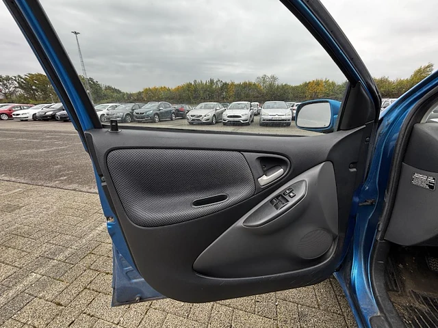 Toyota yaris, 2003 - afbeelding 39 van  40