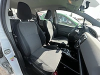 Toyota yaris hybrid (hev) 1.5i vvt-i active e-cvt 73 at, 2017 - afbeelding 13 van  26