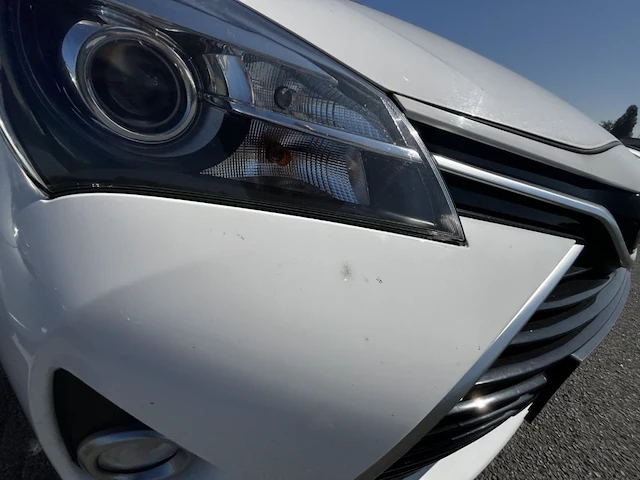 Toyota yaris hybrid (hev) 1.5i vvt-i active e-cvt 73 at, 2017 - afbeelding 15 van  26