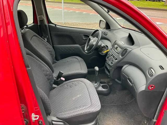 Toyota yaris verso 1.3 automaat 2004, z-085-jd - afbeelding 6 van  26