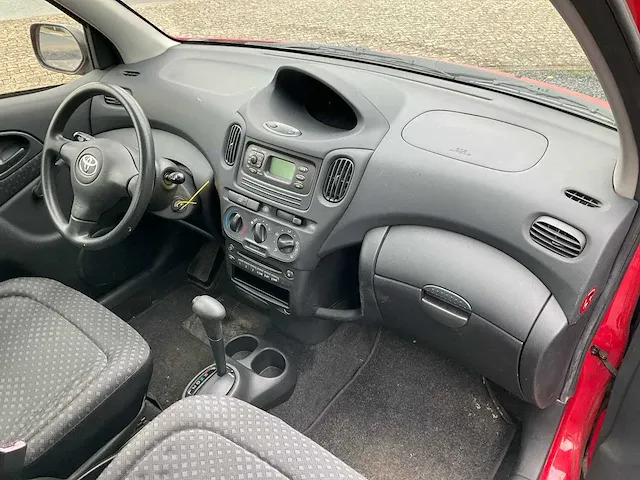 Toyota yaris verso 1.3 automaat 2004, z-085-jd - afbeelding 7 van  26