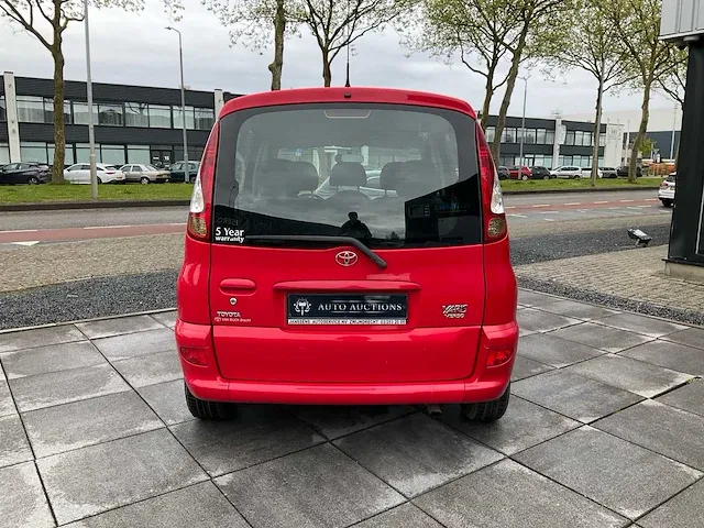 Toyota yaris verso 1.3 automaat 2004, z-085-jd - afbeelding 21 van  26