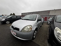 Toyota yaris,1999 - afbeelding 1 van  32
