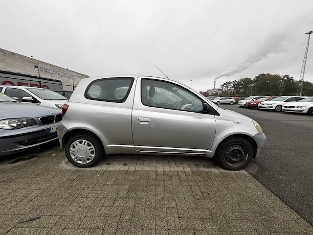 Toyota yaris,1999 - afbeelding 27 van  32