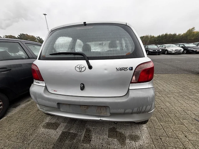 Toyota yaris,1999 - afbeelding 29 van  32