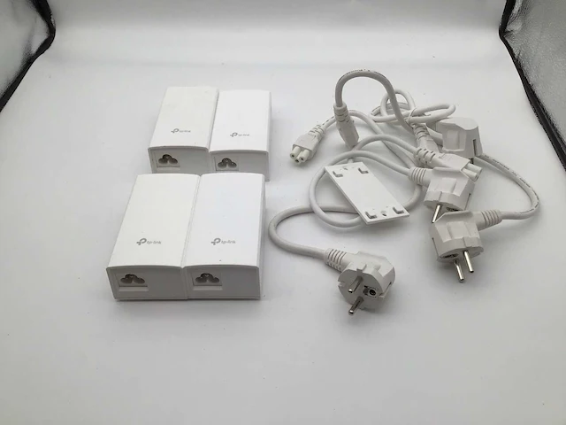 Tp-link tl-poe4824g power over ethernet adapters (4x) - afbeelding 3 van  4