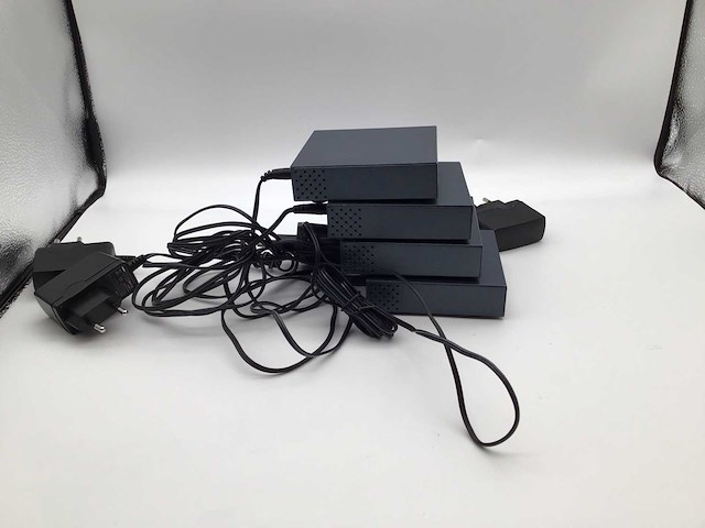 Tp-link tl-sg105 switch (4x) - afbeelding 3 van  4